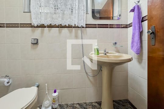Lavabo de casa à venda com 3 quartos, 194m² em Vila Deodoro, São Paulo