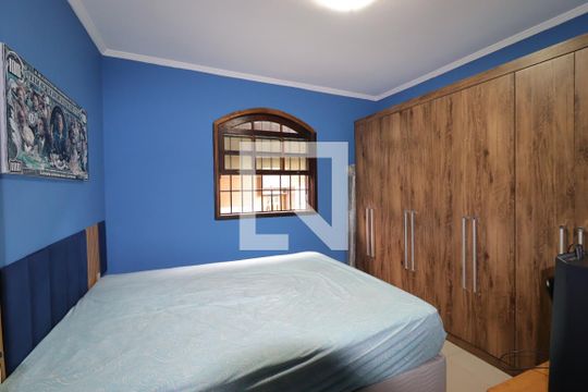 Quarto 1 de casa à venda com 3 quartos, 208m² em Jardim Ana Maria, Santo André