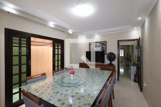 Sala de Jantar de casa à venda com 3 quartos, 208m² em Jardim Ana Maria, Santo André