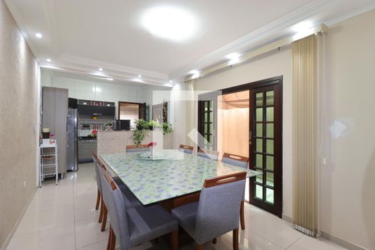 Sala de Jantar de casa à venda com 3 quartos, 208m² em Jardim Ana Maria, Santo André