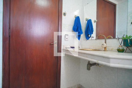 Lavabo de casa para alugar com 2 quartos, 594m² em Industrial, Novo Hamburgo