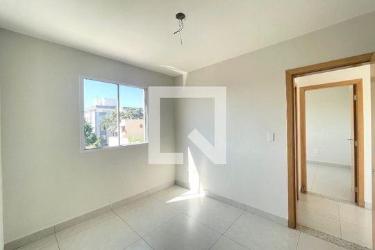 Quarto de apartamento à venda com 2 quartos, 49m² em Santa Monica, Belo Horizonte