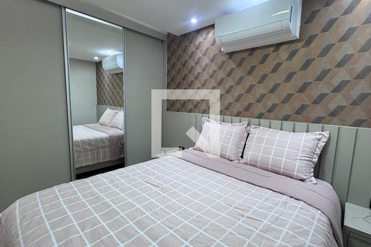 Suíte de apartamento à venda com 2 quartos, 55m² em Vila Satúrnia, Campinas