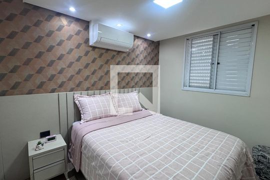 Suíte de apartamento à venda com 2 quartos, 55m² em Vila Satúrnia, Campinas