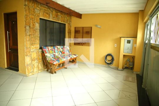 Garagem de casa à venda com 3 quartos, 258m² em Independência, São Bernardo do Campo