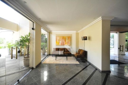 Hall Social de apartamento à venda com 4 quartos, 250m² em Jardim Londrina, São Paulo