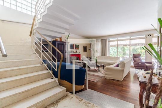 Sala de casa para alugar com 3 quartos, 297m² em Alto de Pinheiros, São Paulo