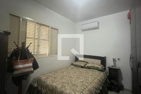 Quarto 1 de casa à venda com 3 quartos, 200m² em Vila Industrial (campinas), Campinas