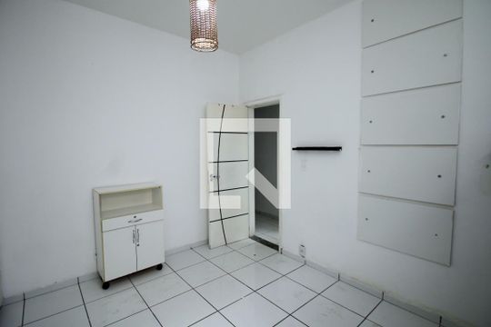 Quarto 1 de casa à venda com 2 quartos, 300m² em Vila da Penha, Rio de Janeiro