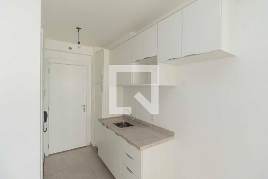 Cozinha de kitnet/studio para alugar com 1 quarto, 30m² em Sacomã, São Paulo