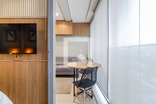 Quarto de apartamento para alugar com 1 quarto, 30m² em Pinheiros, São Paulo
