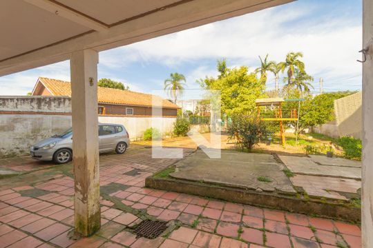 Vista da Sala de casa à venda com 4 quartos, 220m² em Fátima, Canoas