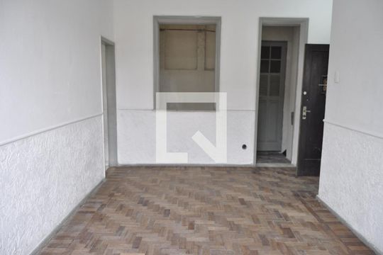 Sala de apartamento para alugar com 3 quartos, 110m² em Piedade, Rio de Janeiro