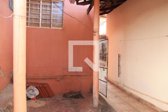 Área de Serviço de kitnet/studio para alugar com 1 quarto, 50m² em Setor Campinas, Goiânia