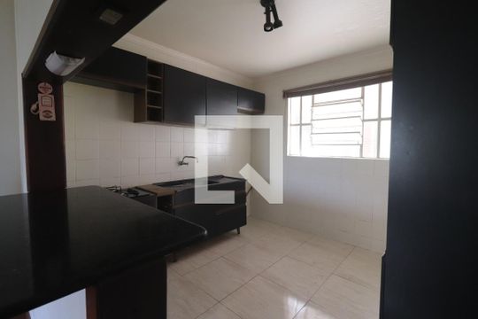 Cozinha da casa 02 de casa à venda com 3 quartos, 600m² em Pátria Nova, Novo Hamburgo