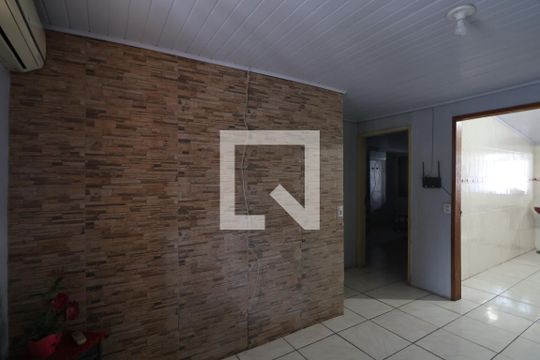 Sala de TV de casa à venda com 2 quartos, 100m² em Estância Velha, Canoas