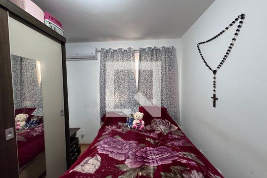 Quarto 1 de apartamento à venda com 2 quartos, 40m² em Santos Dumont, São Leopoldo