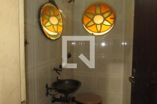 Lavabo de casa à venda com 3 quartos, 330m² em Parque Continental, Osasco