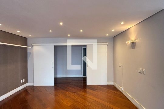 Sala de apartamento à venda com 4 quartos, 270m² em Jardim, Santo André