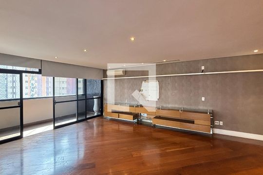 Sala de apartamento à venda com 4 quartos, 270m² em Jardim, Santo André