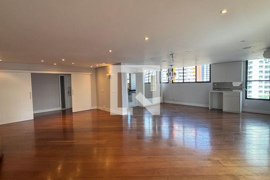 Sala de apartamento à venda com 4 quartos, 270m² em Jardim, Santo André