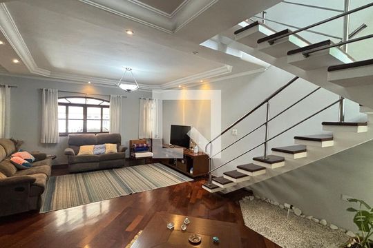 Sala de casa à venda com 3 quartos, 240m² em Vila Metalúrgica, Santo André
