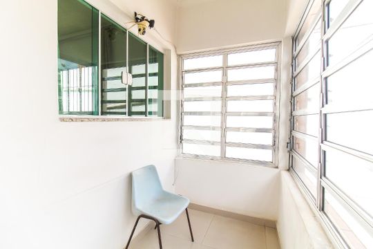 Hall da Sala de casa para alugar com 4 quartos, 200m² em Jardim Soraia, São Paulo