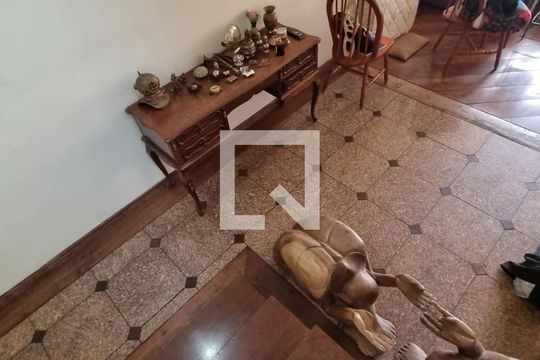 Escada de casa à venda com 3 quartos, 189m² em Jardim Sao Paulo(Zona Norte), São Paulo