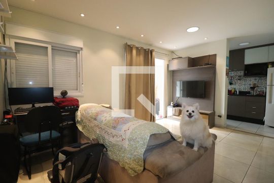 Sala de apartamento à venda com 2 quartos, 70m² em Campestre, Santo André