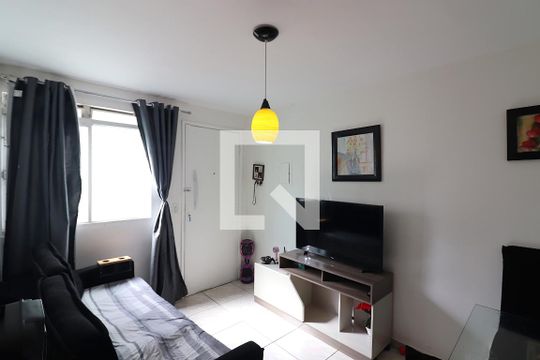 Sala de apartamento para alugar com 2 quartos, 50m² em Ferrazópolis, São Bernardo do Campo