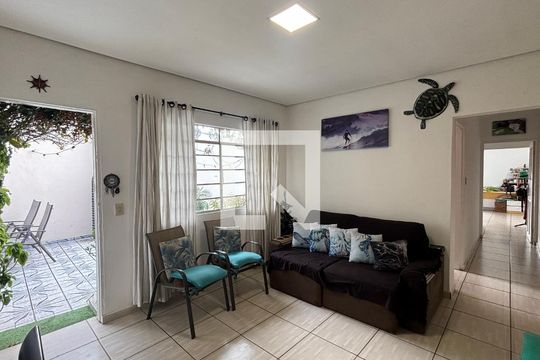 Sala de casa à venda com 3 quartos, 187m² em Parque Oratório, Santo André