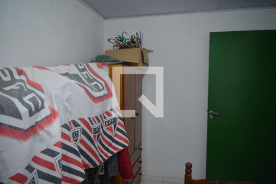 Quarto 5 de casa à venda com 4 quartos, 165m² em Vila Eldizia, Santo André