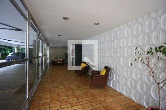 Hall de apartamento à venda com 3 quartos, 78m² em Vila Andrade, São Paulo