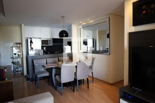 Sala de apartamento à venda com 3 quartos, 71m² em Usina Piratininga, São Paulo