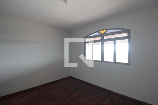 Suite de casa para alugar com 3 quartos, 160m² em Ouro Preto, Belo Horizonte