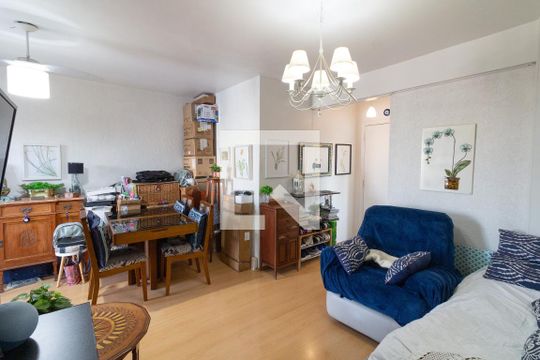 Sala de apartamento à venda com 2 quartos, 78m² em Vila Indiana, São Paulo