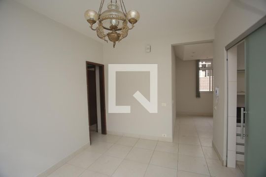 Sala de apartamento para alugar com 3 quartos, 100m² em Coracao de Jesus, Belo Horizonte