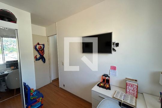 Quarto 2 de apartamento para alugar com 2 quartos, 54m² em Campinho, Rio de Janeiro