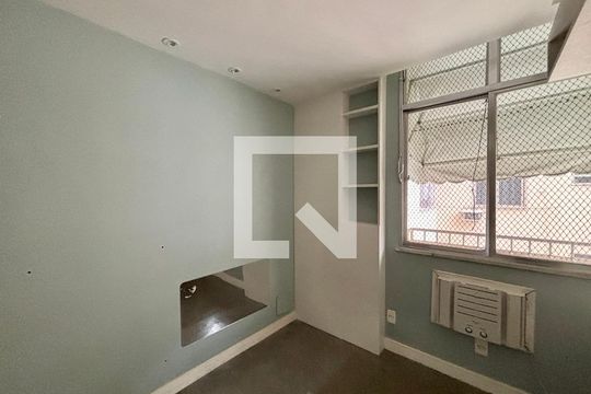 Quarto 2 de apartamento à venda com 3 quartos, 73m² em Leme, Rio de Janeiro