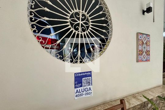 Placa de apartamento à venda com 3 quartos, 73m² em Leme, Rio de Janeiro