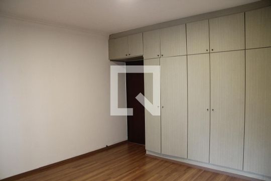 Quarto 1 de casa à venda com 4 quartos, 240m² em Vila Augusta, Guarulhos