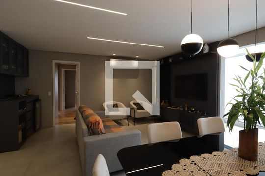 Sala de apartamento à venda com 3 quartos, 266m² em Cidade São Francisco, São Paulo