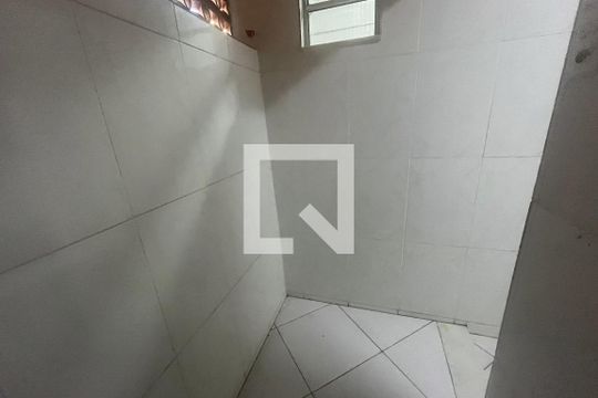 Área de Serviço de casa para alugar com 2 quartos, 70m² em Brás de Pina, Rio de Janeiro