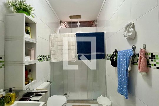 Banheiro da Suíte de casa à venda com 3 quartos, 200m² em Bela Aliança, São Paulo