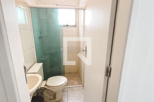 Banheiro de apartamento para alugar com 1 quarto, 25m² em Alto do Mandaqui, São Paulo