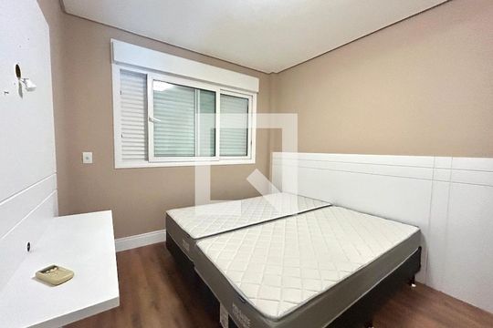 Suíte 3 de casa de condomínio para alugar com 4 quartos, 180m² em Cacupé, Florianópolis