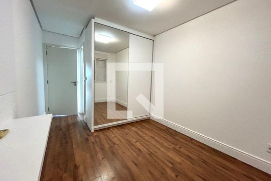 Suíte 2 de casa de condomínio para alugar com 4 quartos, 180m² em Cacupé, Florianópolis