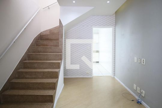 Sala de casa para alugar com 3 quartos, 120m² em Vila Santana, São Paulo