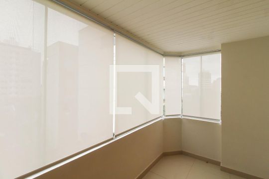 Sala de apartamento à venda com 3 quartos, 102m² em Centro, Canoas