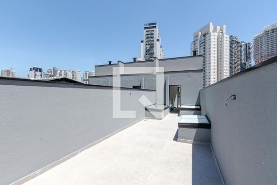 Casa à venda com 3 quartos, 135m² em Santo Amaro, São Paulo